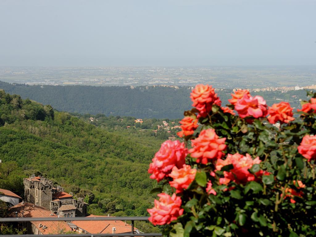 Villa Dei Fantasmi Rocca Di Papa Exterior foto